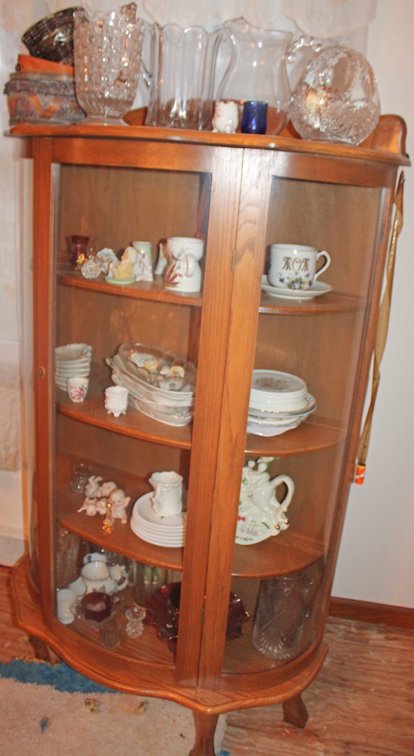 Image for FANTASTIC INDOOR COLLECTOR'S 2-RING ESTATE AUCTION