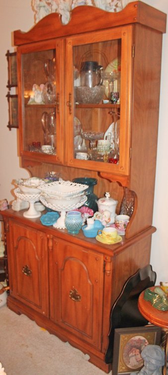 Image for FANTASTIC INDOOR COLLECTOR'S 2-RING ESTATE AUCTION