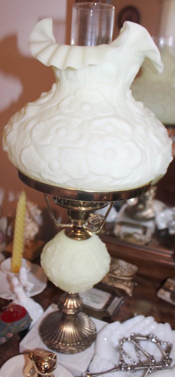 Image for FANTASTIC INDOOR COLLECTOR'S 2-RING ESTATE AUCTION