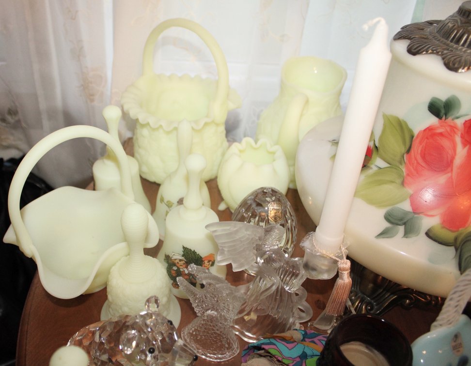Image for FANTASTIC INDOOR COLLECTOR'S 2-RING ESTATE AUCTION