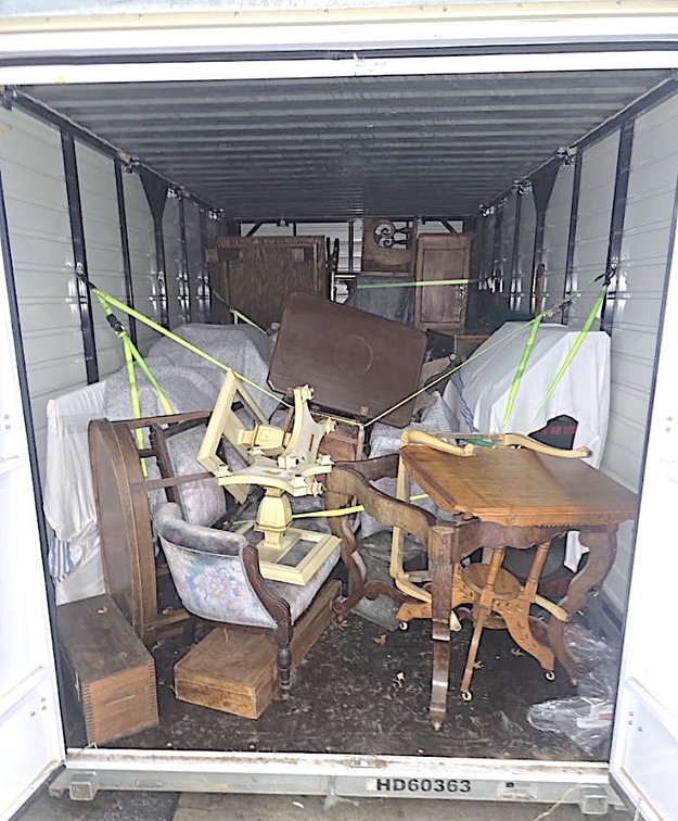 Image for INDOOR DOUBLE ESTATE AUCTION