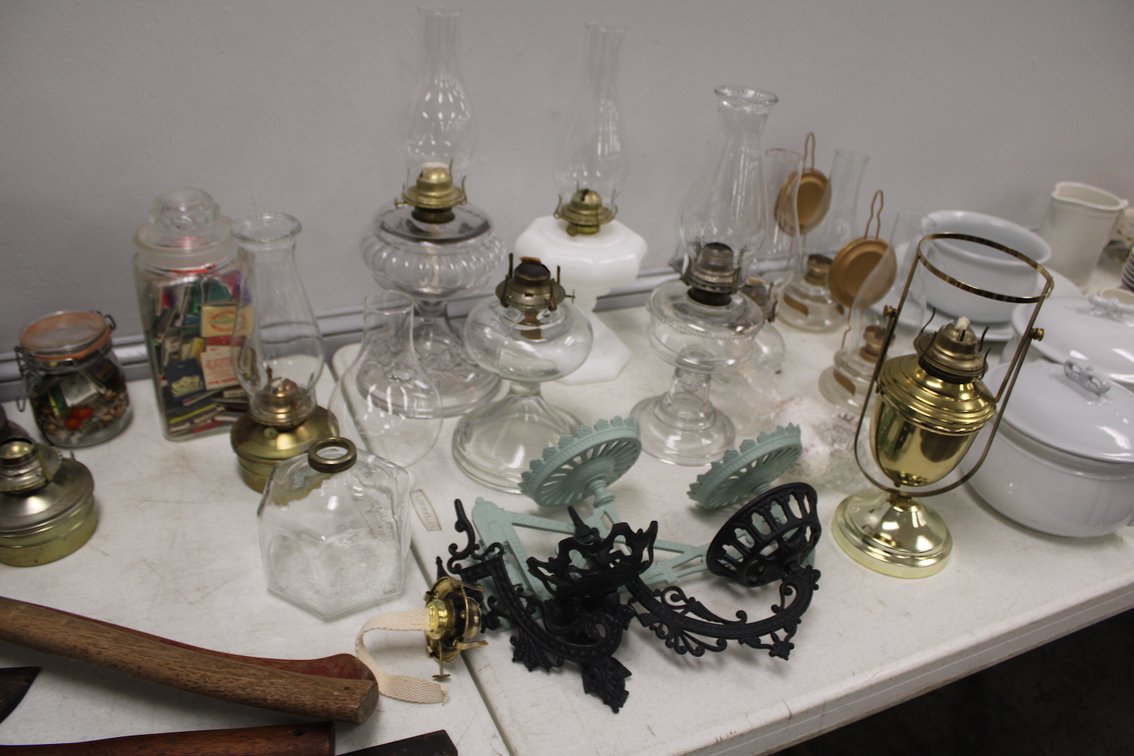 Image for INDOOR DOUBLE ESTATE AUCTION