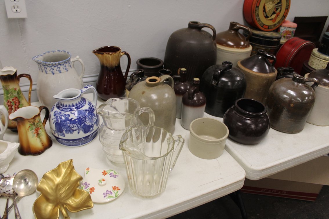 Image for INDOOR DOUBLE ESTATE AUCTION