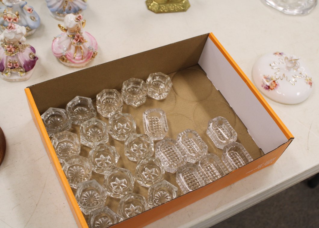 Image for INDOOR DOUBLE ESTATE AUCTION