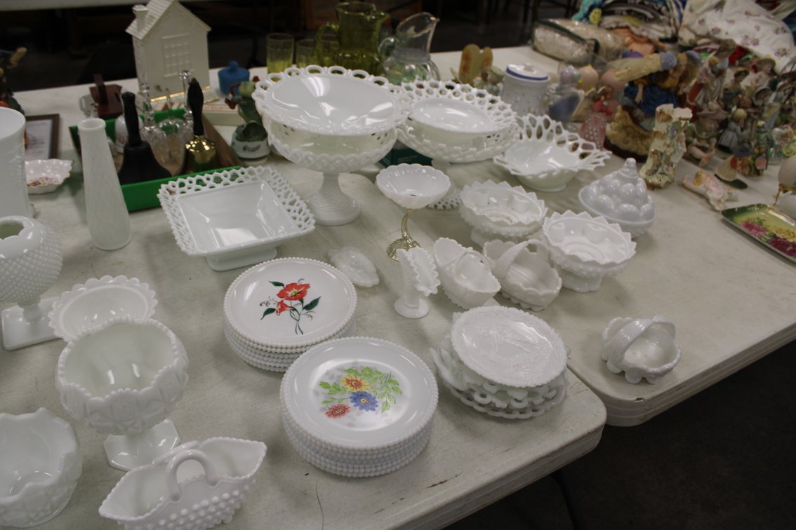 Image for INDOOR DOUBLE ESTATE AUCTION