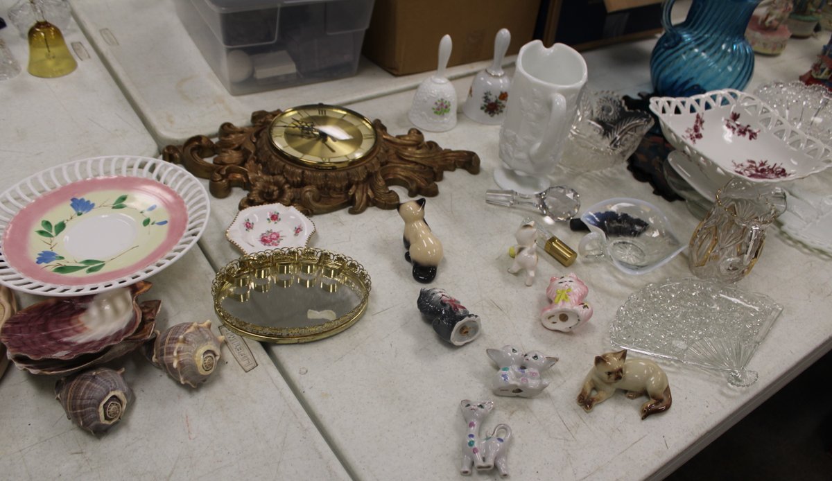 Image for INDOOR DOUBLE ESTATE AUCTION