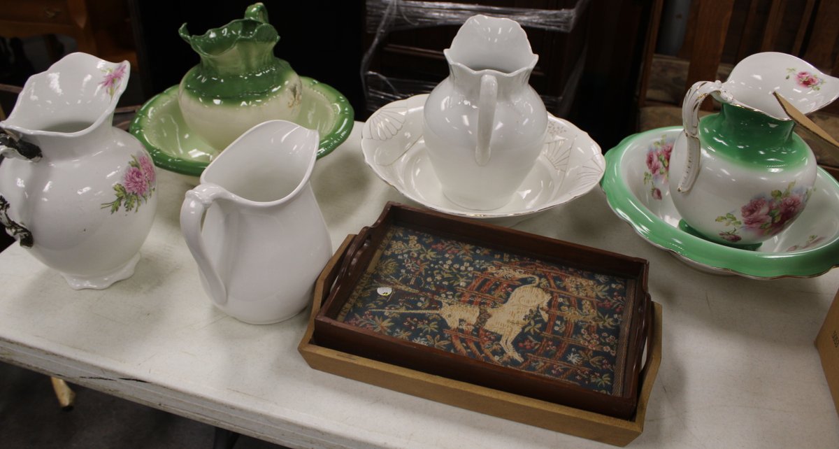 Image for INDOOR DOUBLE ESTATE AUCTION