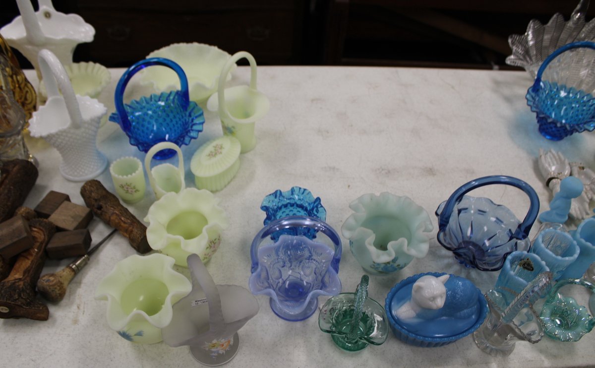 Image for INDOOR DOUBLE ESTATE AUCTION