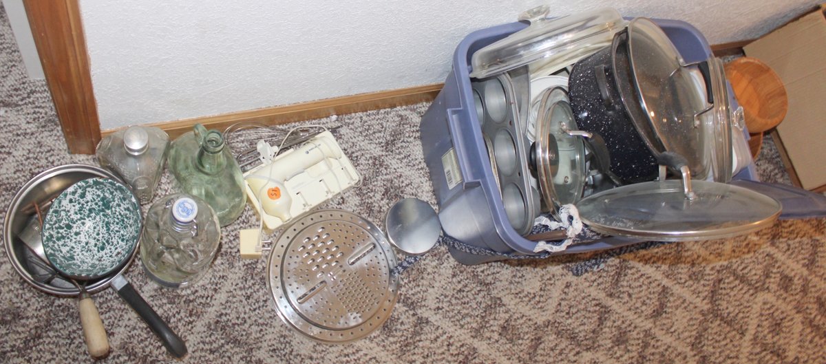 Image for EMERGENCY SHORT NOTICE COMPLETE LIVING ESTATE AUCTION