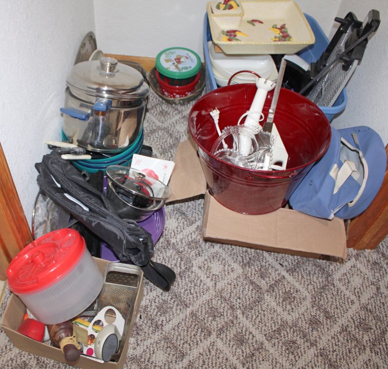 Image for EMERGENCY SHORT NOTICE COMPLETE LIVING ESTATE AUCTION