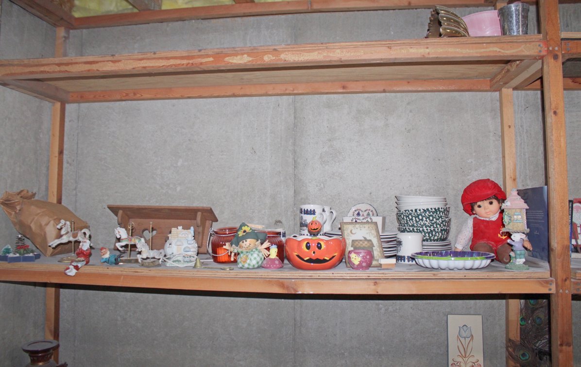Image for EMERGENCY SHORT NOTICE COMPLETE LIVING ESTATE AUCTION