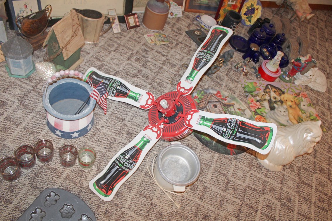 Image for EMERGENCY SHORT NOTICE COMPLETE LIVING ESTATE AUCTION