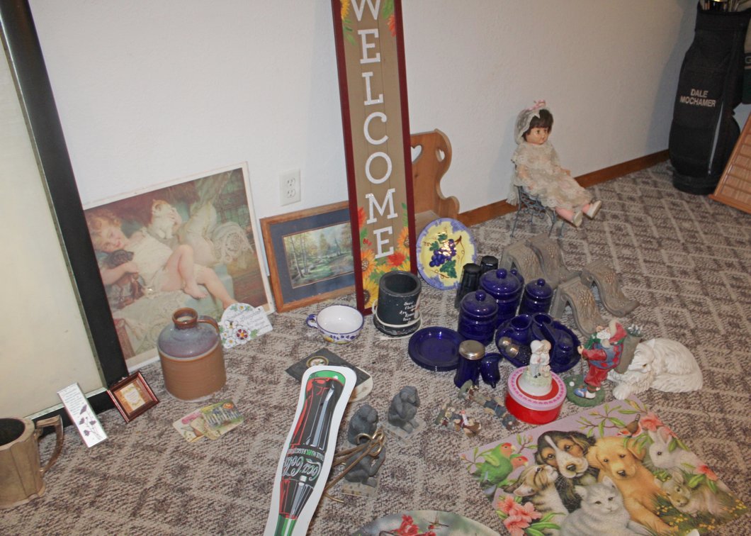 Image for EMERGENCY SHORT NOTICE COMPLETE LIVING ESTATE AUCTION