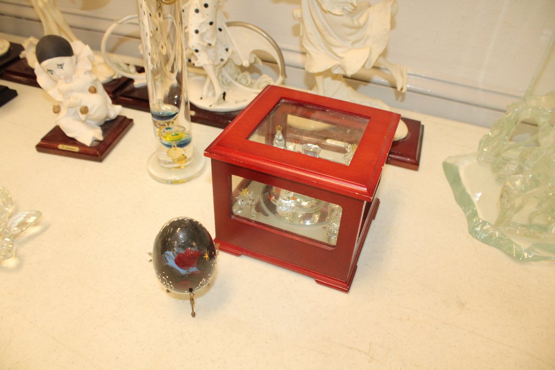 Image for ESTATE AUCTION