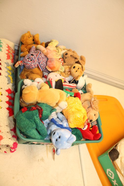 Image for ESTATE AUCTION