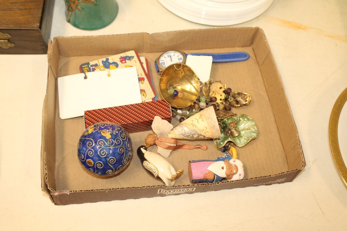 Image for ESTATE AUCTION