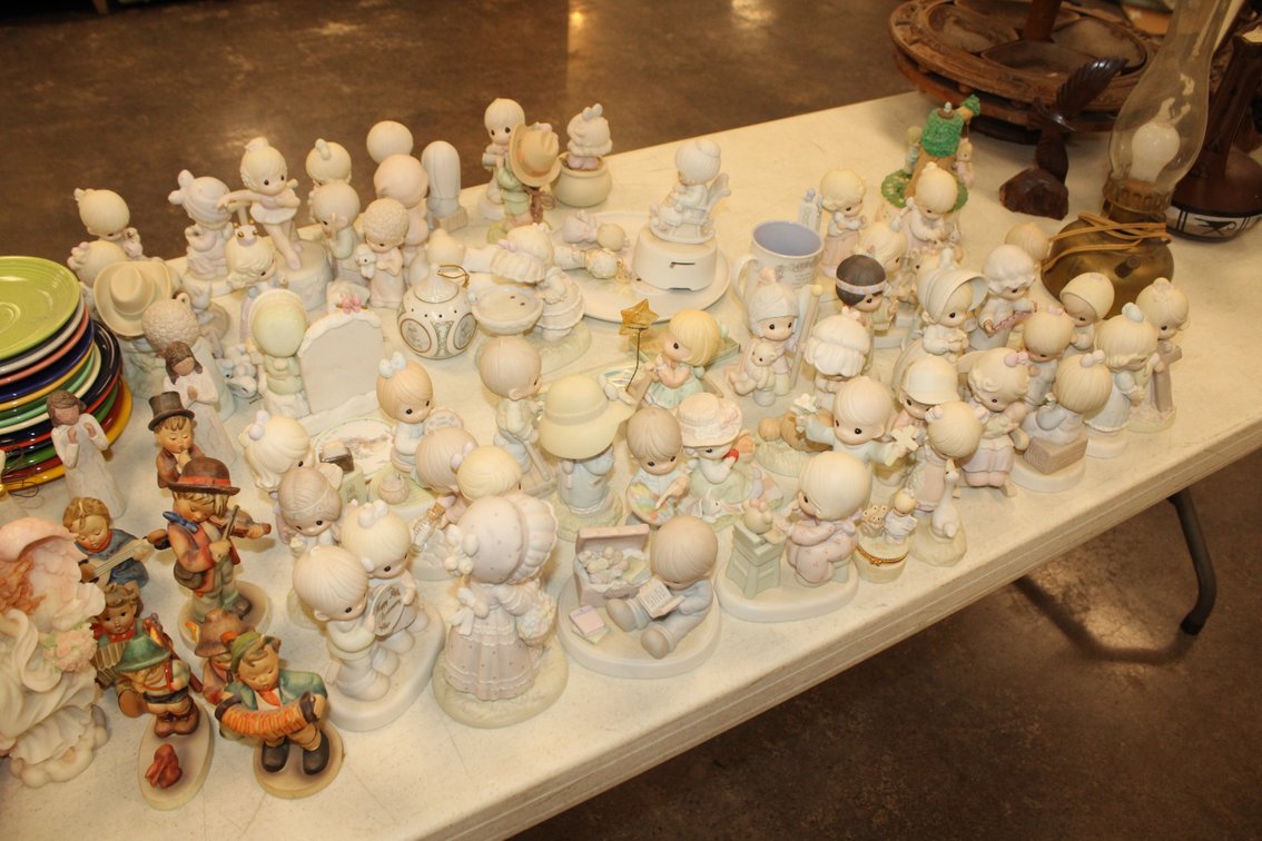 Image for ESTATE AUCTION