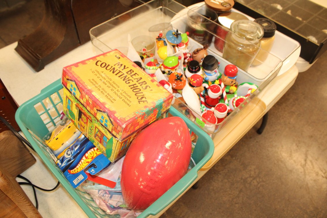 Image for ESTATE AUCTION