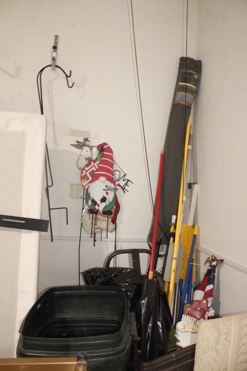 Image for ESTATE AUCTION