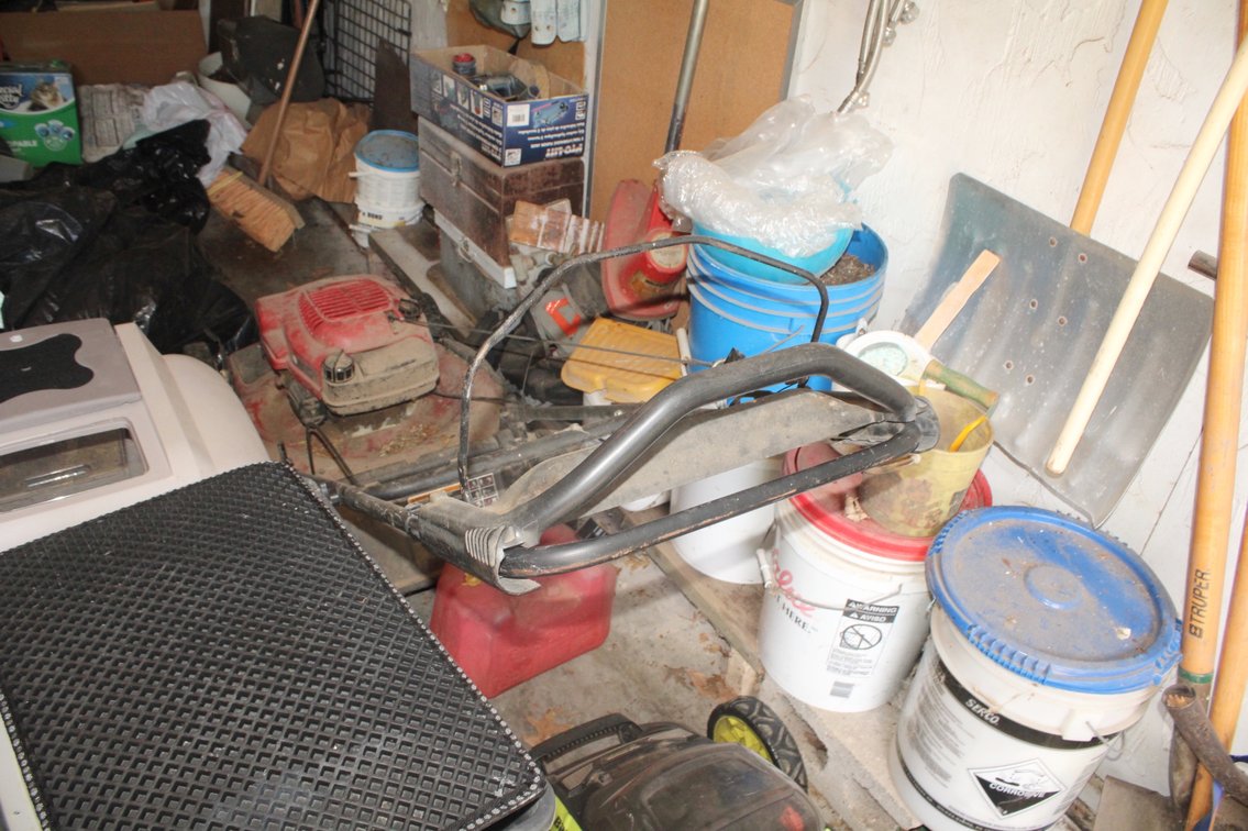 Image for ESTATE AUCTION