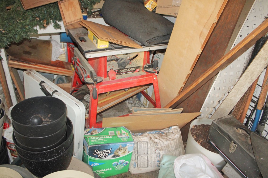 Image for ESTATE AUCTION