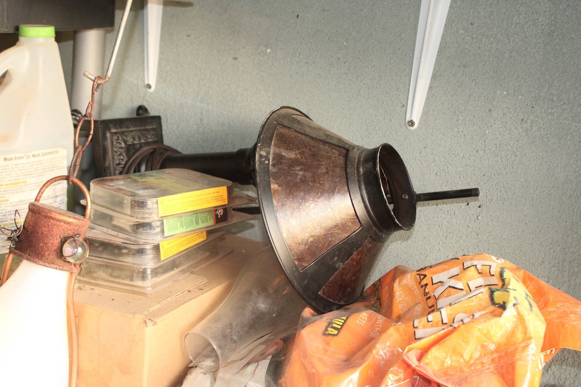 Image for HUGE VINTAGE TIME CAPSULE ESTATE AUCTION