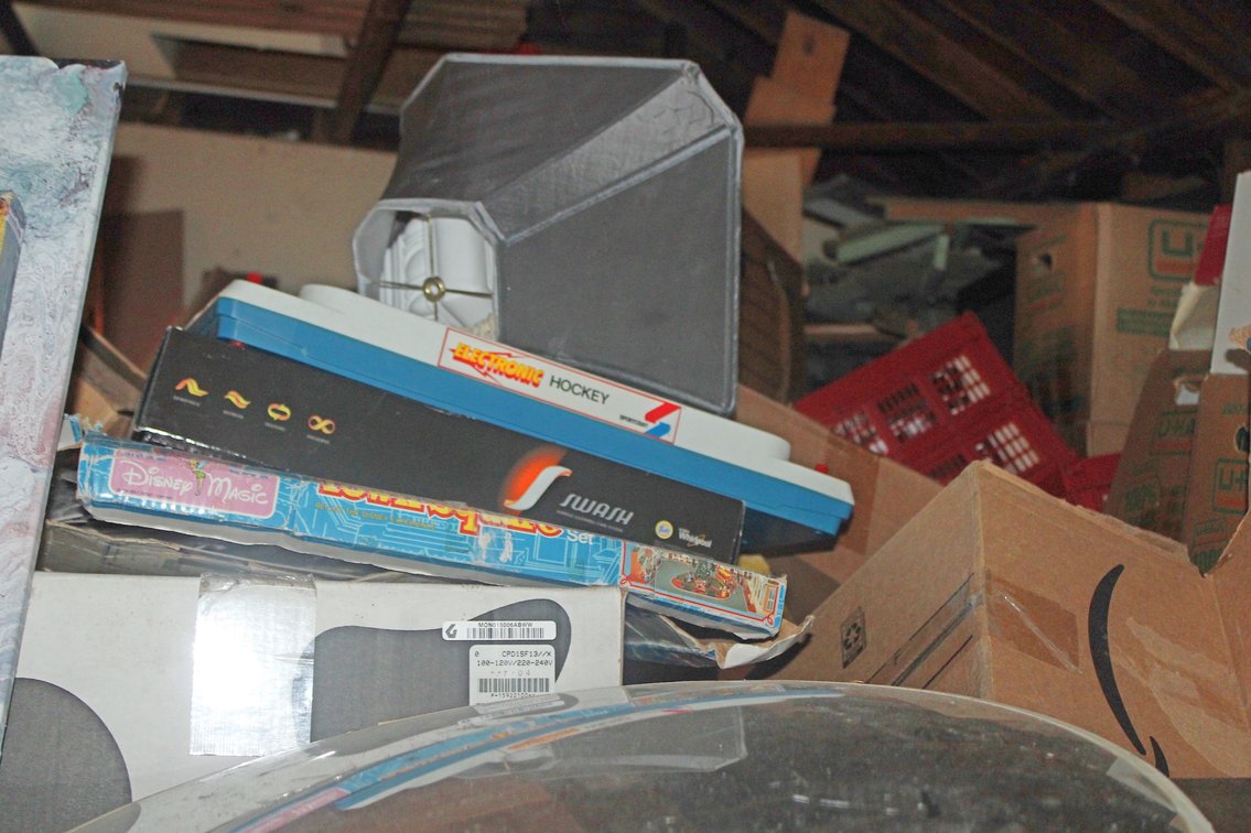 Image for HUGE VINTAGE TIME CAPSULE ESTATE AUCTION