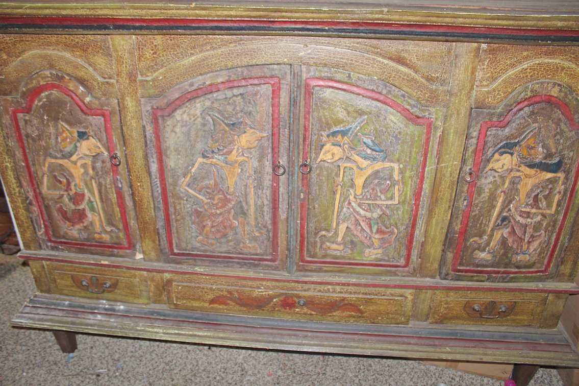 Image for HUGE VINTAGE TIME CAPSULE ESTATE AUCTION