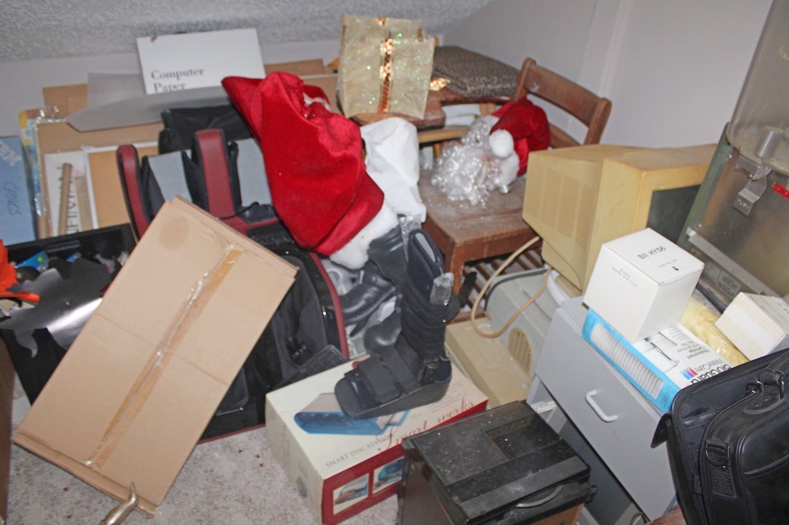 Image for HUGE VINTAGE TIME CAPSULE ESTATE AUCTION