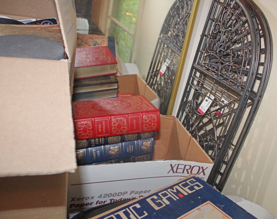Image for HUGE VINTAGE TIME CAPSULE ESTATE AUCTION