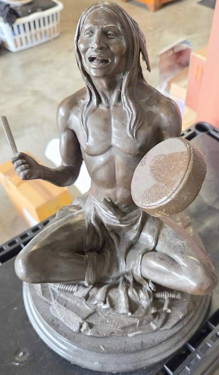 Image for FANTASTIC RETIRED NAVY COMMANDER INDOOR ESTATE AUCTION