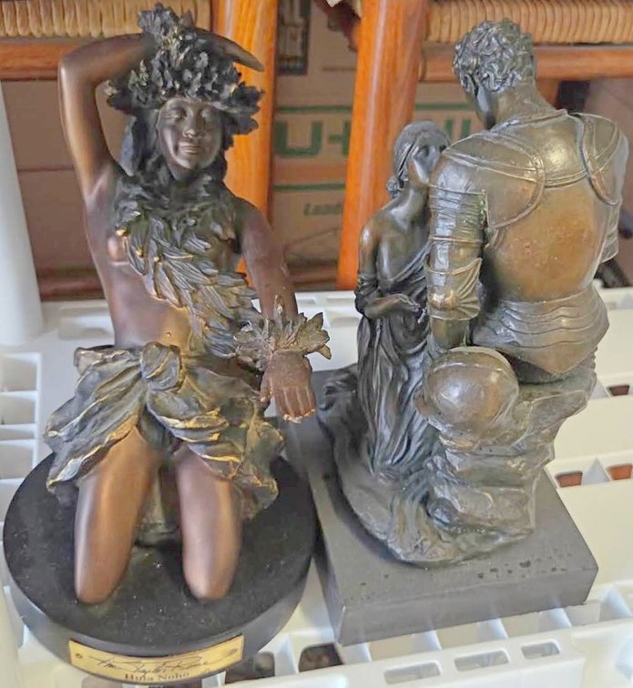 Image for FANTASTIC RETIRED NAVY COMMANDER INDOOR ESTATE AUCTION