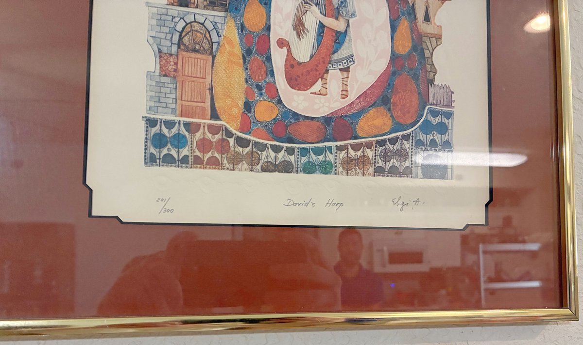 Image for FANTASTIC RETIRED NAVY COMMANDER INDOOR ESTATE AUCTION