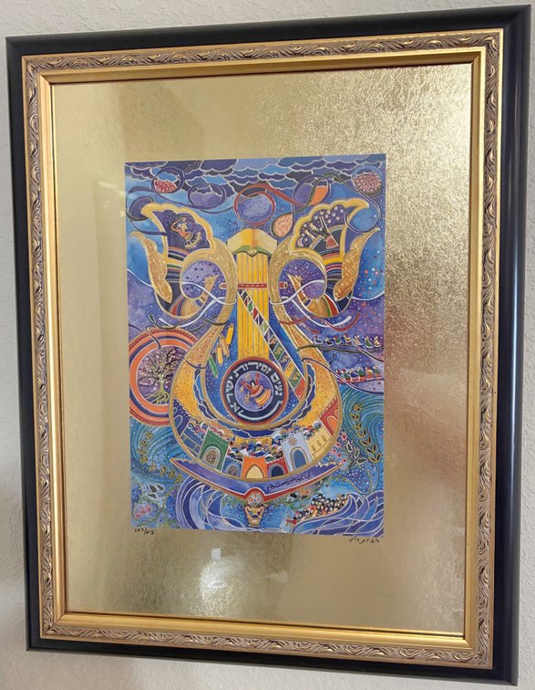Image for FANTASTIC RETIRED NAVY COMMANDER INDOOR ESTATE AUCTION