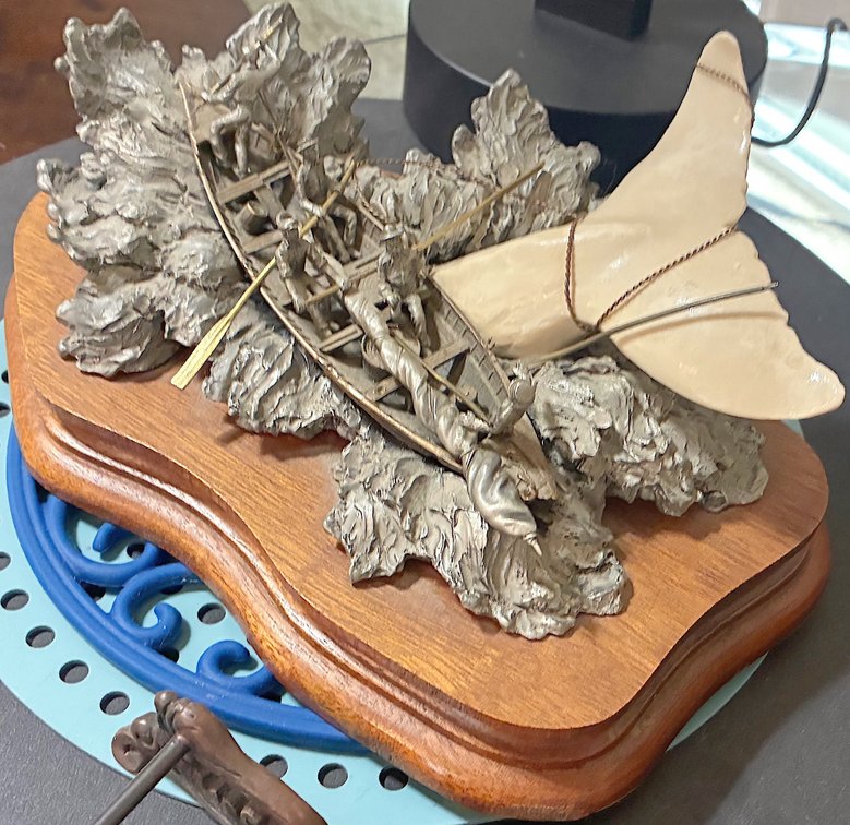 Image for FANTASTIC RETIRED NAVY COMMANDER INDOOR ESTATE AUCTION