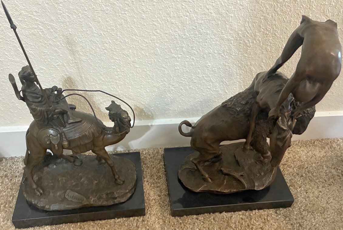 Image for FANTASTIC RETIRED NAVY COMMANDER INDOOR ESTATE AUCTION