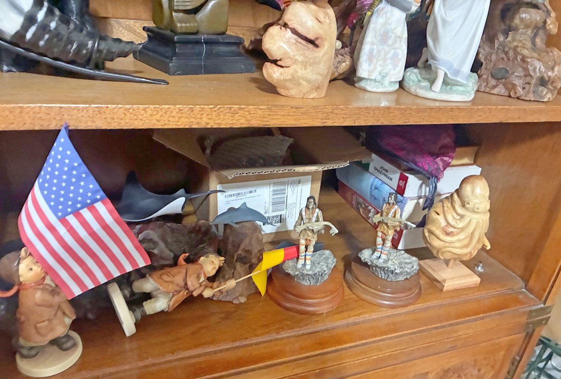 Image for FANTASTIC RETIRED NAVY COMMANDER INDOOR ESTATE AUCTION