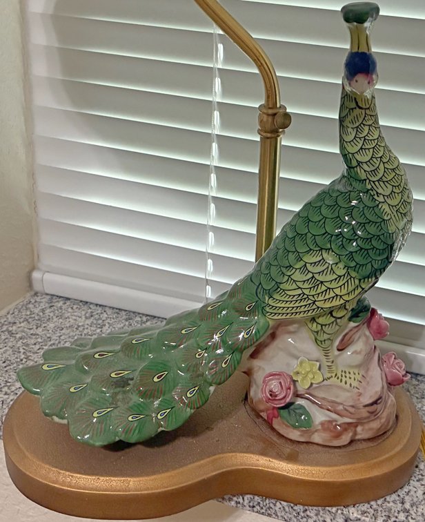 Image for FANTASTIC RETIRED NAVY COMMANDER INDOOR ESTATE AUCTION