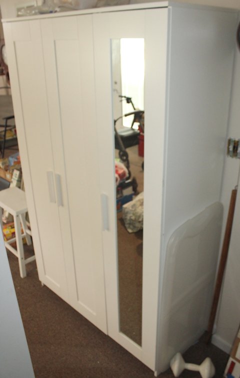 Image for LIVING ESTATE AUCTION