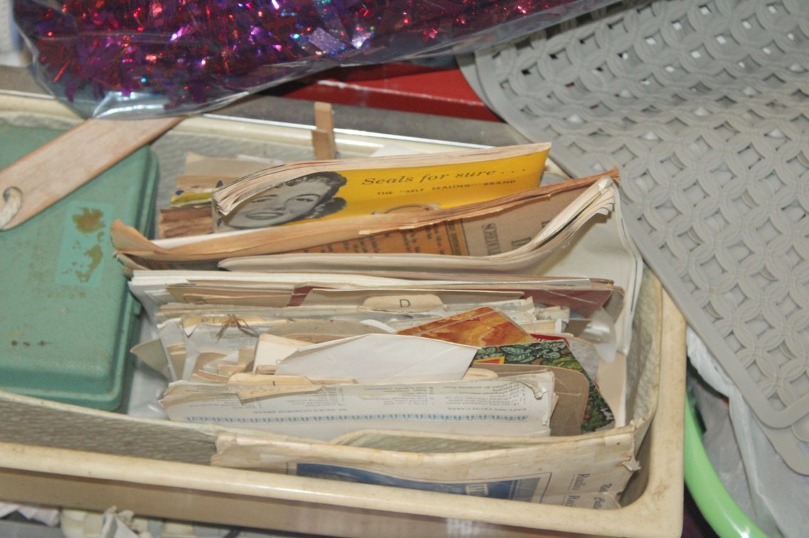 Image for LIVING ESTATE AUCTION