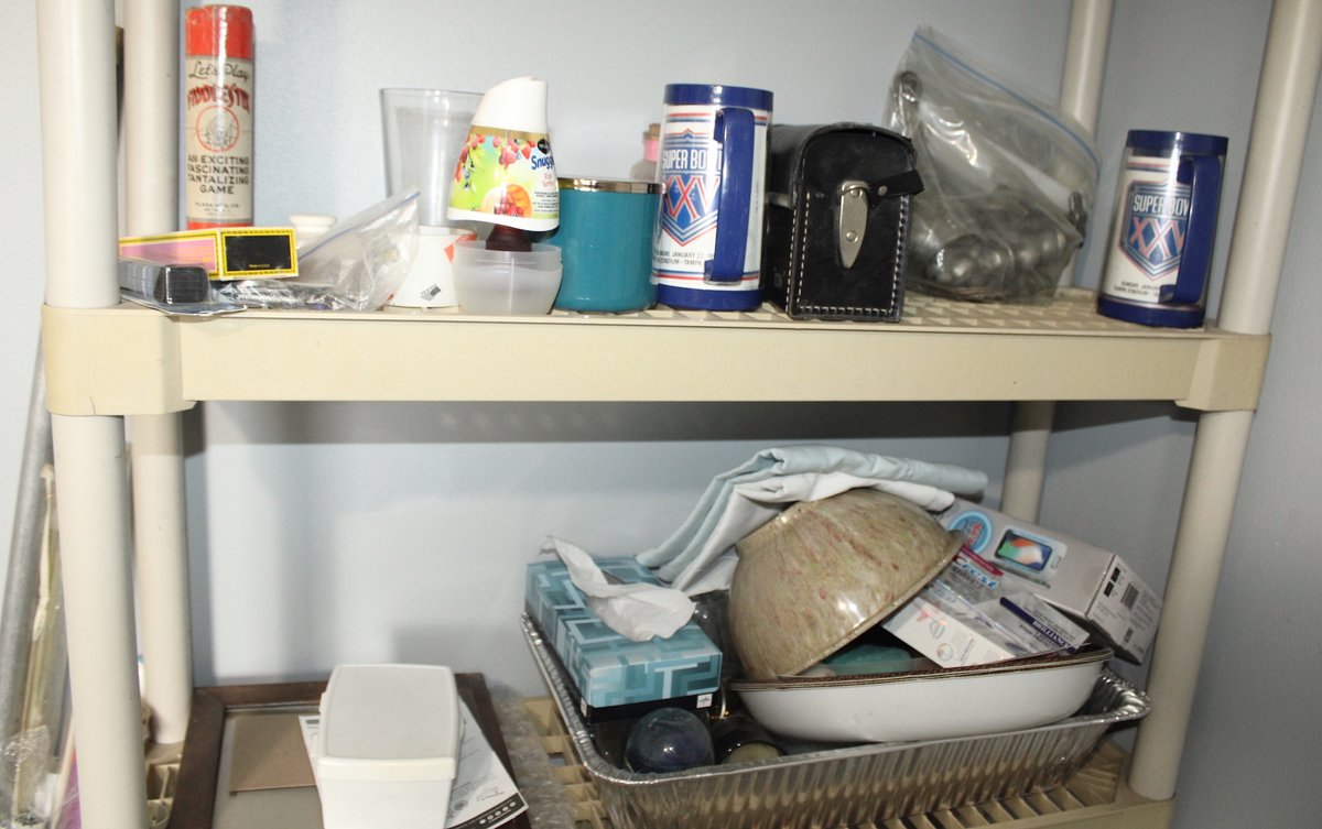 Image for LIVING ESTATE AUCTION