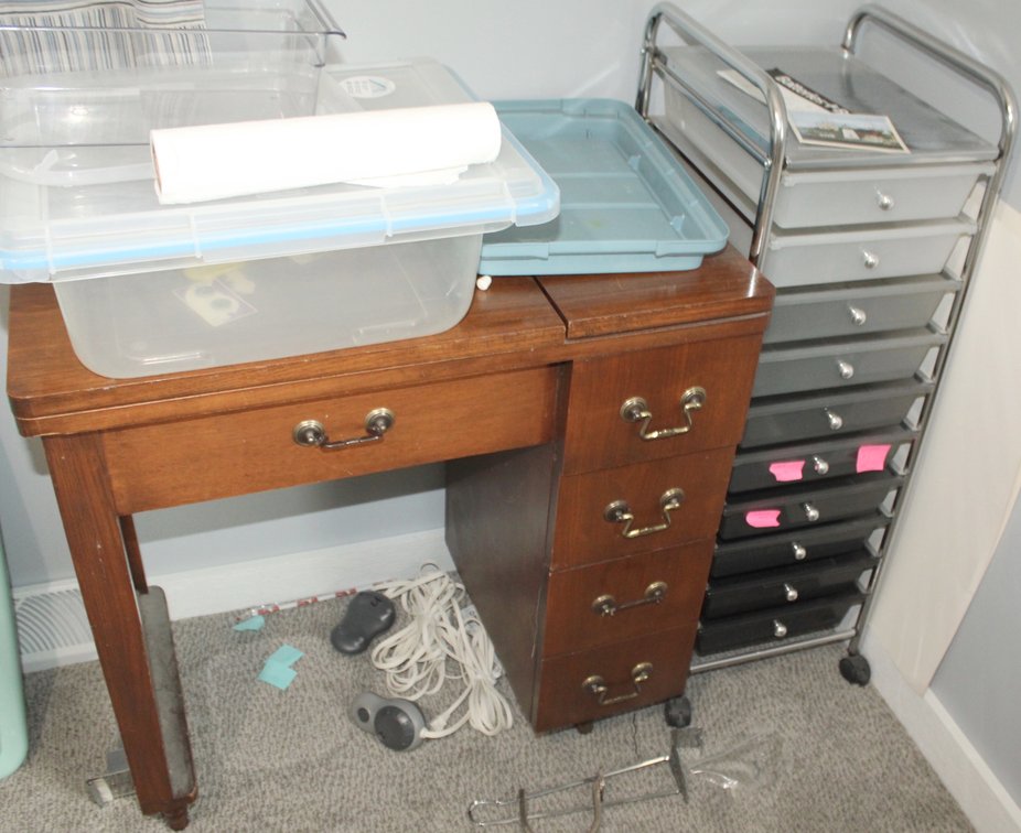 Image for LIVING ESTATE AUCTION