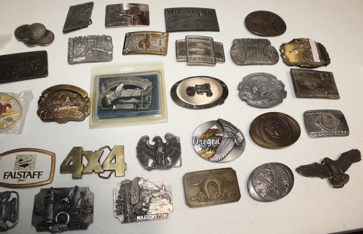 Image for LIVING ESTATE AUCTION