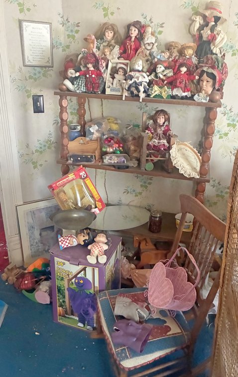Image for ESTATE AUCTION