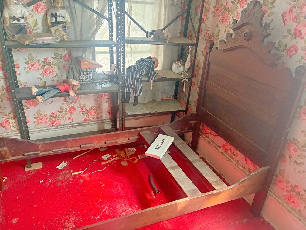 Image for ESTATE AUCTION