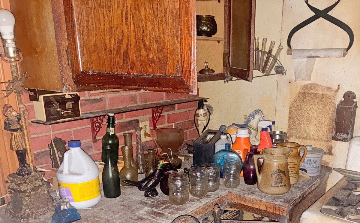 Image for ESTATE AUCTION