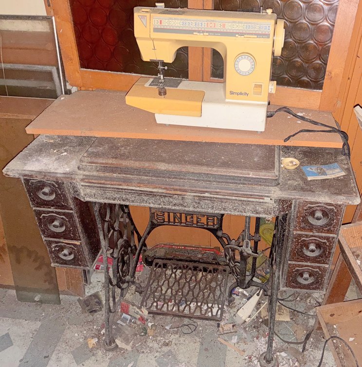 Image for ESTATE AUCTION