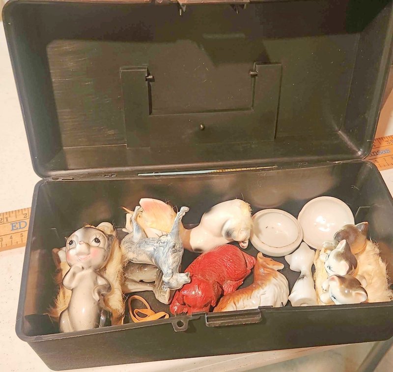 Image for VINTAGE GERMAN TIME CAPSULE ESTATE AUCTION