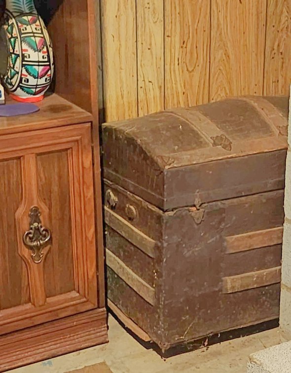 Image for VINTAGE GERMAN TIME CAPSULE ESTATE AUCTION