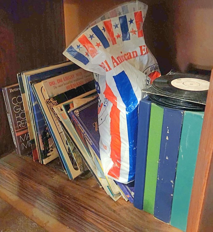 Image for VINTAGE GERMAN TIME CAPSULE ESTATE AUCTION